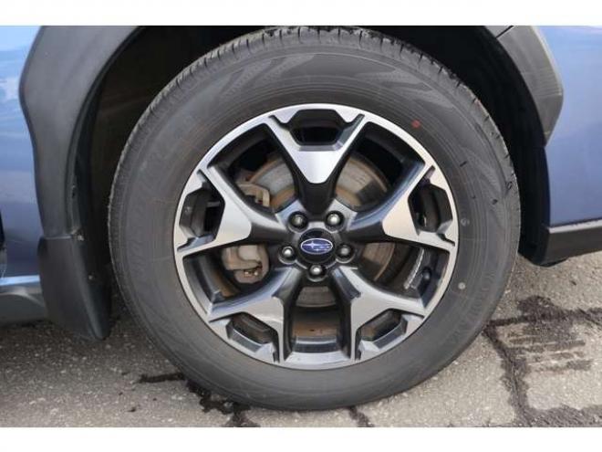 XV2.0i-L アイサイト 4WD　純正フルセグナビ　バックカメラ　ETC　電動パーキングブレーキ　ヘッドライトウォッシャー　アダプティブクルーズコントロール　LEDヘッドライト 2000