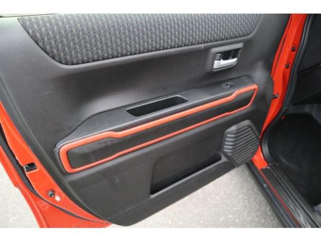 ハスラーハイブリッド X 4WD　デュアルカメラブレーキ　LEDヘッドライト 660