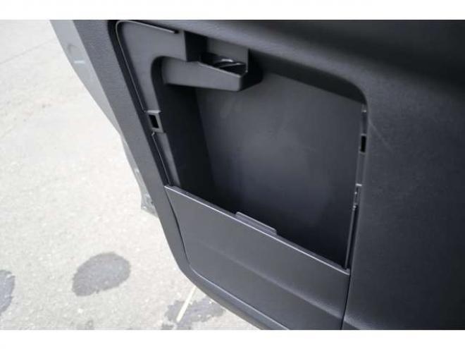 デイズハイウェイスターGターボ アーバンクロム プロパイロット エディション 4WD　純正CDプレイヤー　アラウンドビュールームミラー　電動パーキングブレーキ　シートヒーター　アダプティブクルーズコントロール 660