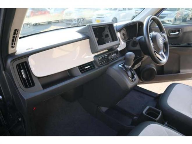 N-ONEオリジナル 4WD　シートヒーター　電動パーキングブレーキ　LEDヘッドライト　アダプティブクルーズコントロール　パーキングセンサー　ナビ装着車用スペシャルパッケージ 660