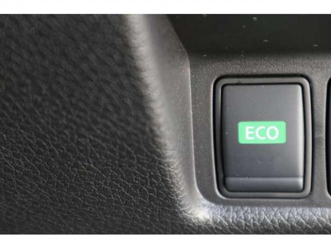 エクストレイル2.0 20X 2列車 4WD　社外ナビ　バックカメラ　電動バックドア　ハンズフリー　LEDヘッドライト　ヒルディセントコントロール 2000