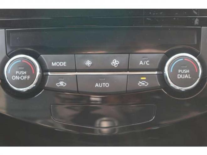 エクストレイル2.0 20X 2列車 4WD　社外ナビ　バックカメラ　電動バックドア　ハンズフリー　LEDヘッドライト　ヒルディセントコントロール 2000