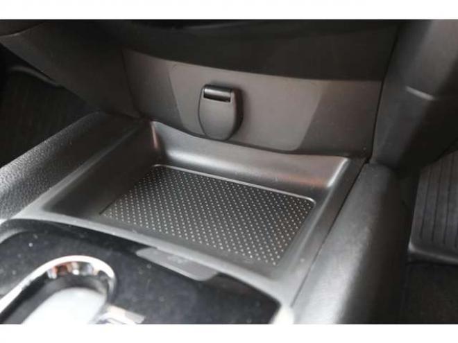 エクストレイル2.0 20X 2列車 4WD　社外ナビ　バックカメラ　電動バックドア　ハンズフリー　LEDヘッドライト　ヒルディセントコントロール 2000