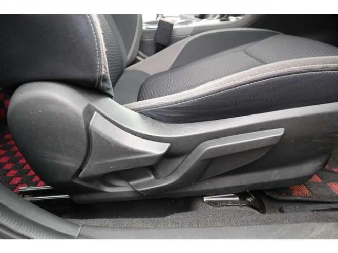 インプレッサスポーツ 2.0 i-L アイサイト 4WD　純正ダイヤトーンナビ　バックカメラ　ETC　ドライブレコーダー　電動パーキングブレーキ　ヘッドライトウォッシャー　ミラーヒーター　アダプティブクルーズコントロール 2000