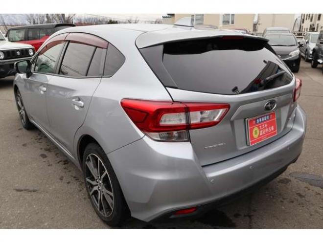 インプレッサスポーツ 2.0 i-L アイサイト 4WD　純正ダイヤトーンナビ　バックカメラ　ETC　ドライブレコーダー　電動パーキングブレーキ　ヘッドライトウォッシャー　ミラーヒーター　アダプティブクルーズコントロール 2000