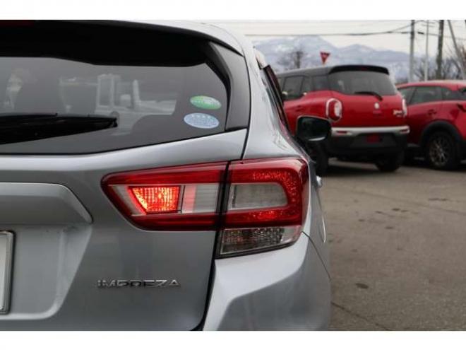 インプレッサスポーツ 2.0 i-L アイサイト 4WD　純正ダイヤトーンナビ　バックカメラ　ETC　ドライブレコーダー　電動パーキングブレーキ　ヘッドライトウォッシャー　ミラーヒーター　アダプティブクルーズコントロール 2000