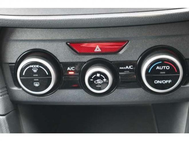 インプレッサスポーツ 1.6 i-L アイサイト 4WD　社外ナビ　ETC　電動パーキングブレーキ　オートビークルホールド　パドルシフト　アダプティブクルーズコントロール　アイサイト 1600