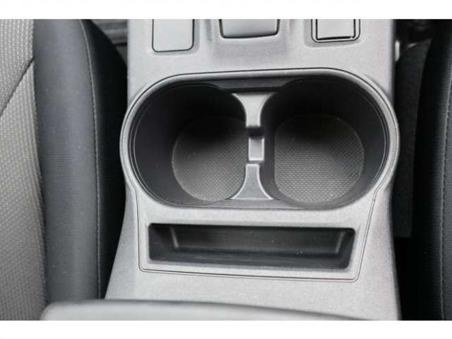 インプレッサスポーツ 1.6 i-L アイサイト 4WD　社外ナビ　ETC　電動パーキングブレーキ　オートビークルホールド　パドルシフト　アダプティブクルーズコントロール　アイサイト 1600