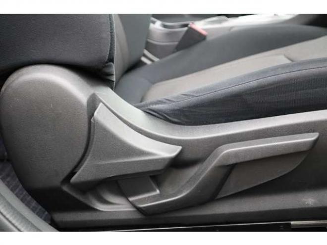 インプレッサスポーツ 1.6 i-L アイサイト 4WD　社外ナビ　ETC　電動パーキングブレーキ　オートビークルホールド　パドルシフト　アダプティブクルーズコントロール　アイサイト 1600