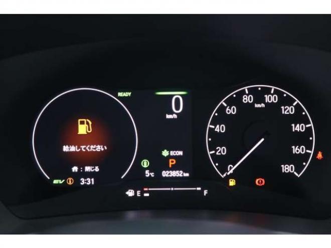 ヴェゼル1.5 e:HEV Z 4WD　純正フルセグナビ　全方位カメラ　社外ドラレコ付きデジタルルームミラー　ワイヤレス充電器　シートヒーター　アダプティブクルーズコントロール　電動パーキング　電動バックドア　ステアリングヒーター 1500