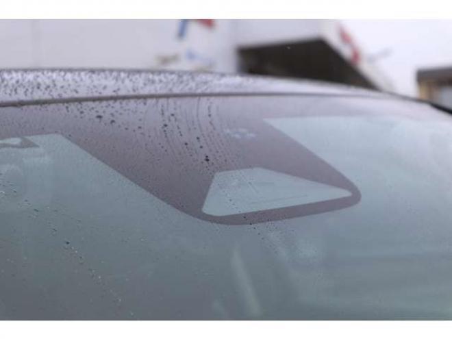 ヴェゼル1.5 e:HEV Z 4WD　純正フルセグナビ　全方位カメラ　社外ドラレコ付きデジタルルームミラー　ワイヤレス充電器　シートヒーター　アダプティブクルーズコントロール　電動パーキング　電動バックドア　ステアリングヒーター 1500