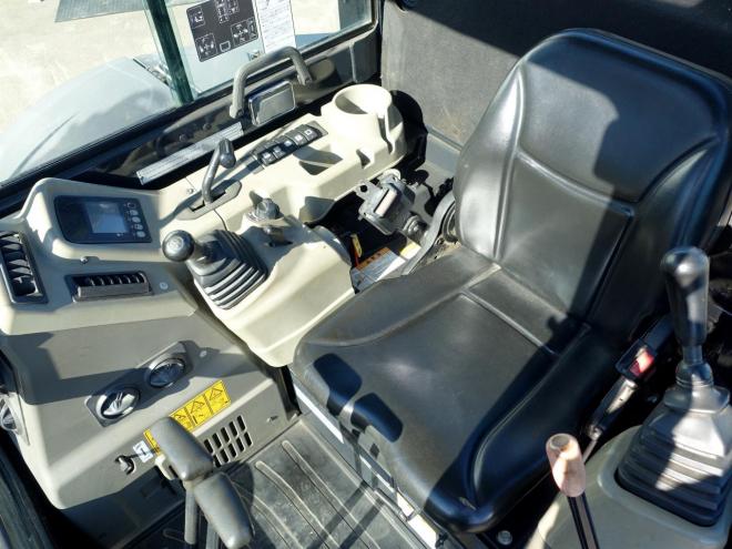 バックホーヤンマー　VIO45-6　バケット容量0.18m3　ピラニアバケット