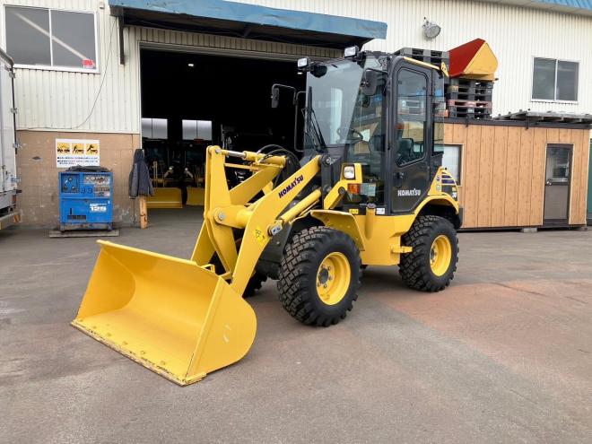 ホイールローダコマツ　中古　WA30-6E0　建機