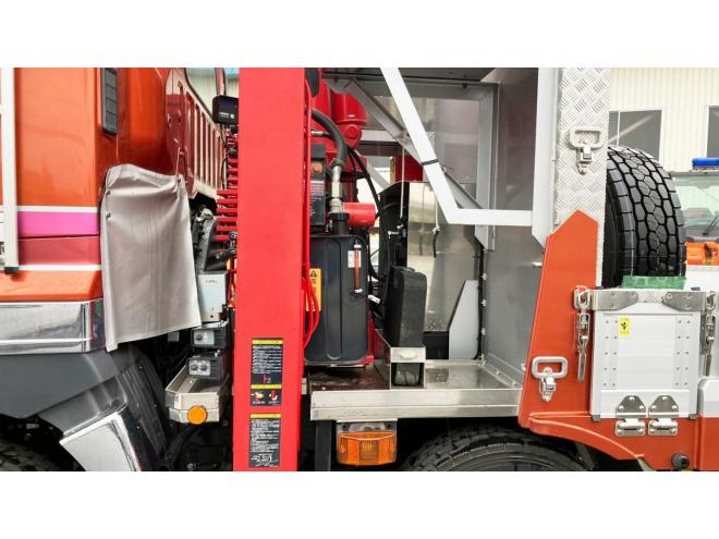 プロフィア中古　4段ラジコンセルフクレーン　大型トラック