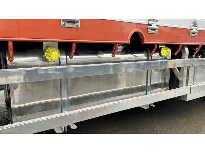 プロフィア中古　4段ラジコンセルフクレーン　大型トラック