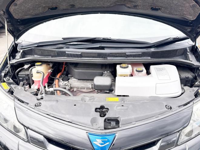 エスティマハイブリッドハイブリッド2.4アエラス プレミアムED 4WD　ローンが不安な方＜優遇ローン＞　本州仕入　寒冷地仕様　純正SDナビ　後席モニター 4WD 2400 5Dr