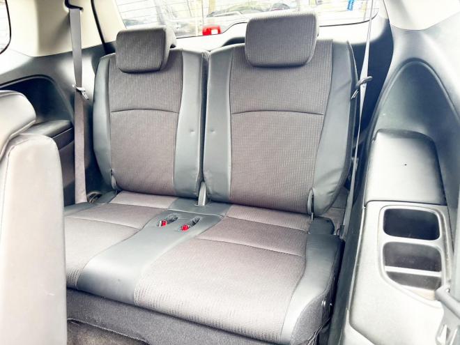 オデッセイ2.4アブソルート 4WD　ローンが不安な方＜優遇ローン1年保証　社外ナビ 