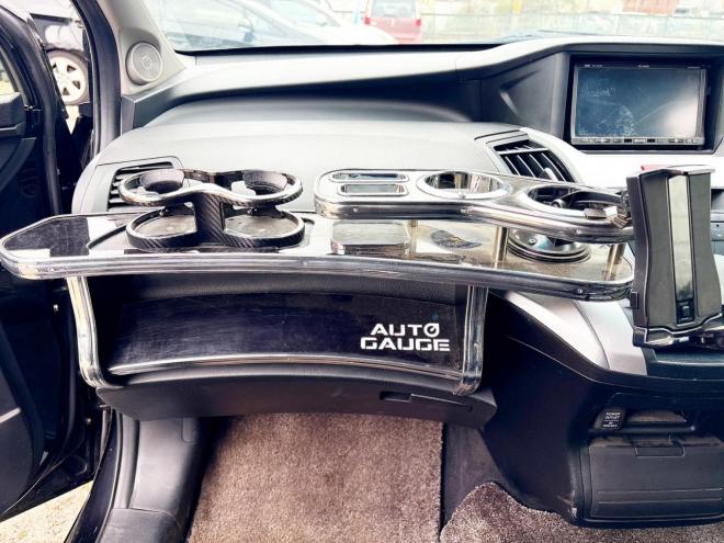 オデッセイ2.4アブソルート 4WD　ローンが不安な方＜優遇ローン1年保証　社外ナビ 