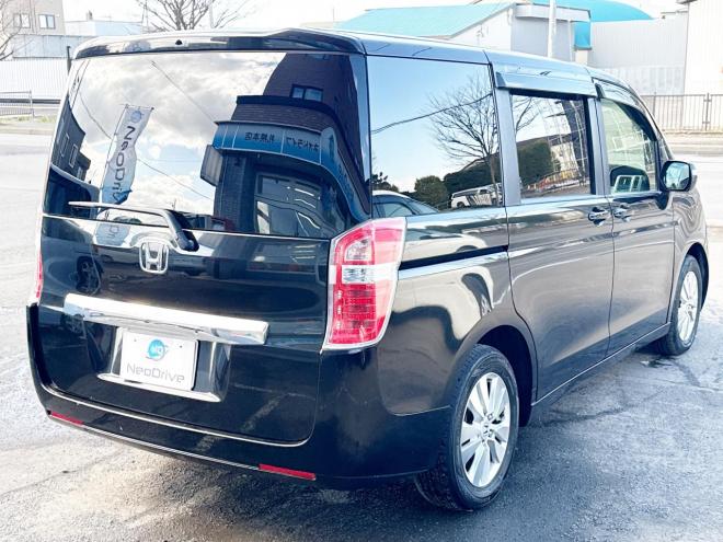 ステップワゴン2.0G Eセレクション 4WD　ローンが不安な方＜優遇ローン＞　本州仕入 寒冷地仕様　純正9型ナビ　フルセグTV 4WD 2000 5Dr