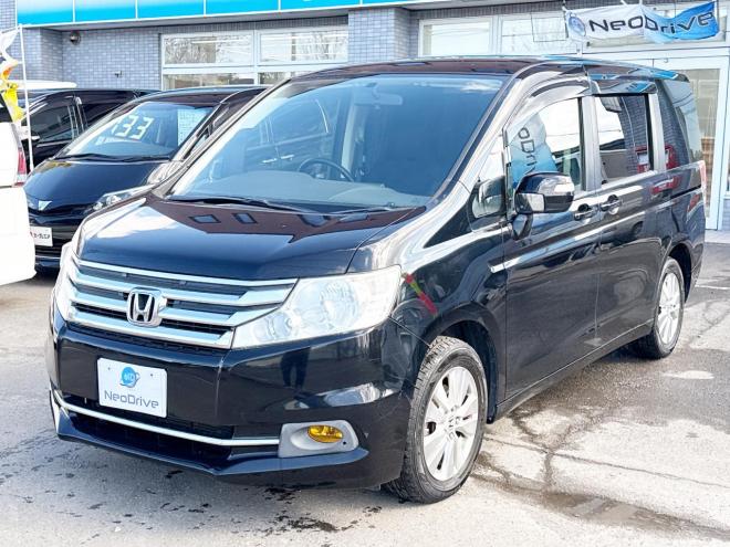 ステップワゴン2.0G Eセレクション 4WD　ローンが不安な方＜優遇ローン＞　本州仕入 寒冷地仕様　純正9型ナビ　フルセグTV 4WD 2000 5Dr