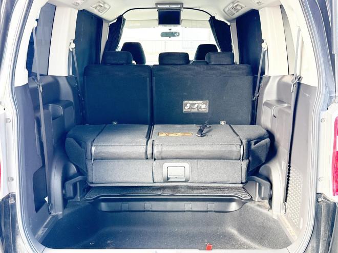 ステップワゴン2.0G Eセレクション 4WD　ローンが不安な方＜優遇ローン＞　本州仕入 寒冷地仕様　純正9型ナビ　フルセグTV 4WD 2000 5Dr