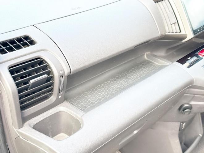 ステップワゴン2.0G Eセレクション 4WD　ローンが不安な方＜優遇ローン＞　本州仕入 寒冷地仕様　純正9型ナビ　フルセグTV 4WD 2000 5Dr