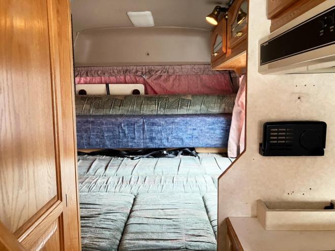 コースター中古　キャンピング