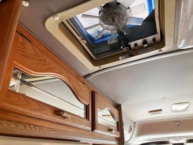 コースター中古　キャンピング