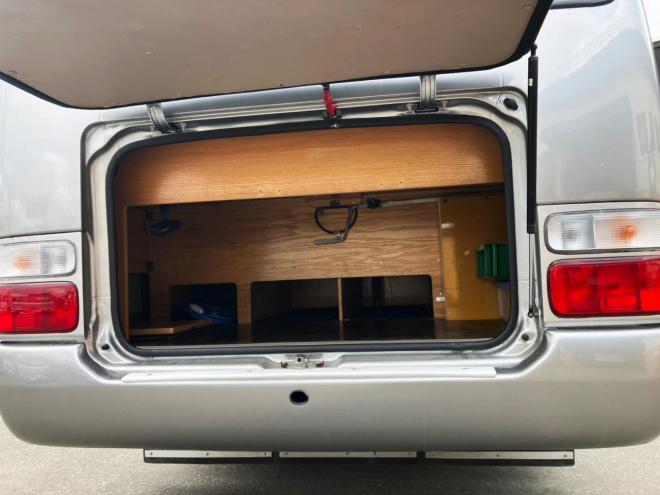 コースター中古　キャンピング