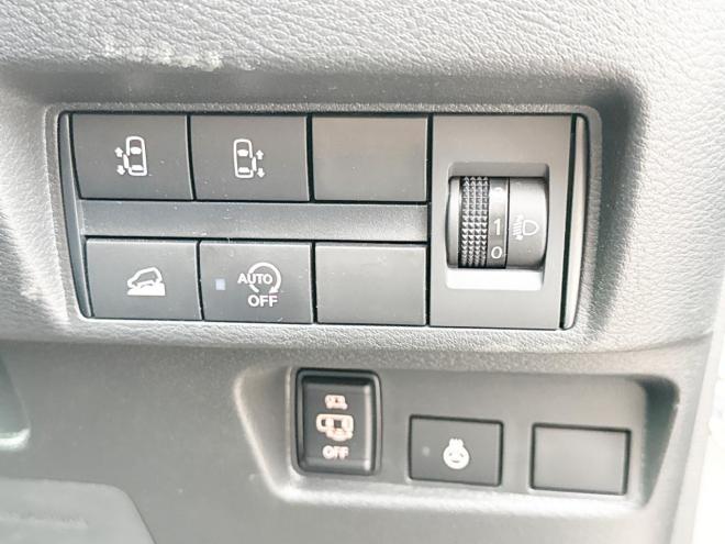 デリカミニ660Tプレミアム 4WD　ローンが不安な方＜優遇ローン＞　本州仕入 寒冷地仕様　ディスプレイオーディオ 4WD 660 5Dr