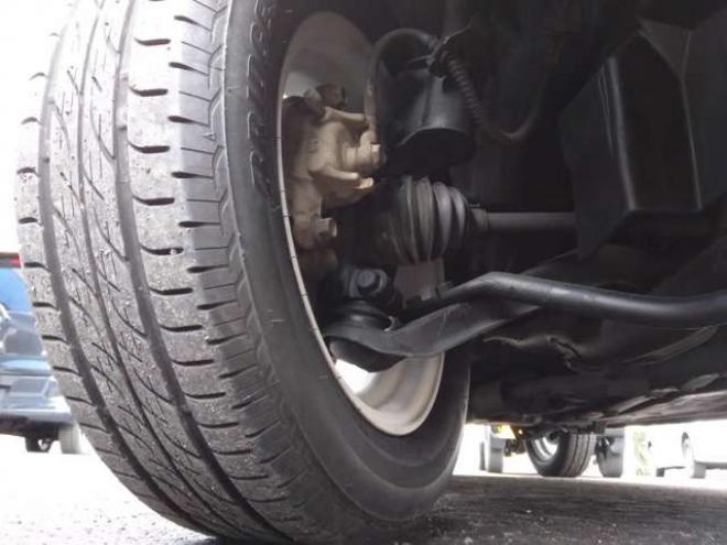 eKワゴンMX 4WD　4速オートマチック　キーレス　ナビTV　リモコンスターター　D席シートヒーター　夏冬アルミタイヤ付　車検令和10年4月 660