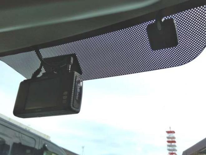 ワゴンRFX リミテッド 4WD　ABS　スマートキー　プッシュスタート　アイドリングストップ　ナビTV　ドライブレコーダー　ドアミラーウインカー　D席シートヒーター　夏冬アルミタイヤ付　車検令和10年4月 660