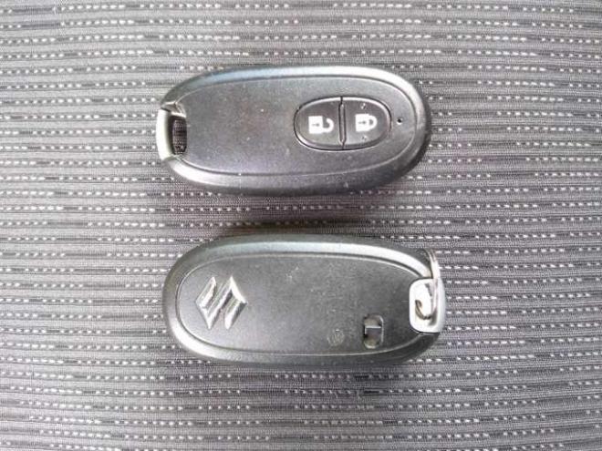 ワゴンRFX リミテッド 4WD　ABS　スマートキー　プッシュスタート　アイドリングストップ　ナビTV　ドライブレコーダー　ドアミラーウインカー　D席シートヒーター　夏冬アルミタイヤ付　車検令和10年4月 660