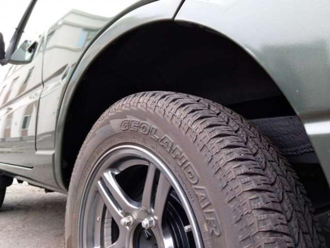 ジムニーランドベンチャー 4WD　パートタイム4WD　ABS　ICターボ　フロア5速　キーレス　ドアミラーウインカー　レザーシート　ETC　ワンオーナー車　車検令和9年8月 660