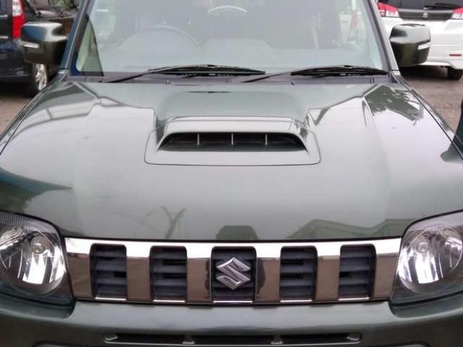 ジムニーランドベンチャー 4WD　パートタイム4WD　ABS　ICターボ　フロア5速　キーレス　ドアミラーウインカー　レザーシート　ETC　ワンオーナー車　車検令和9年8月 660