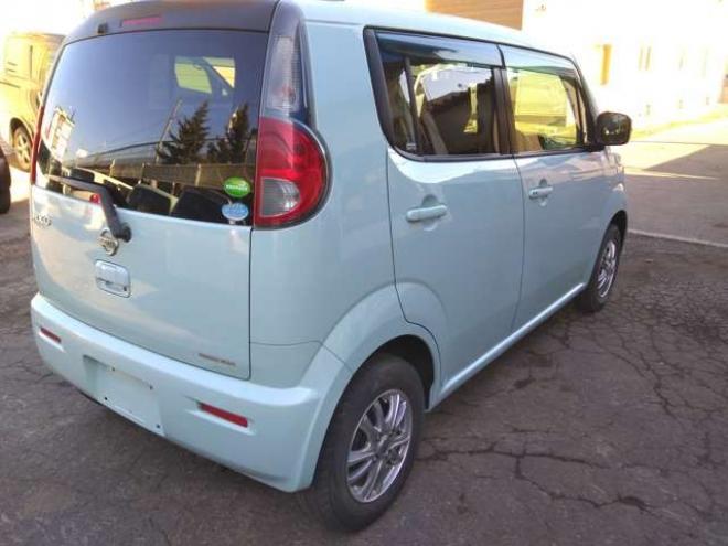 モコS FOUR 4WD　ABS　インテリジェントキー　プッシュスタート　ナビTV　ブルーツース　バックカメラ　リモコンスターター　ドアミラーウインカー　D席シートヒーター　夏冬アルミタイヤ付　車検令和10年4月 660