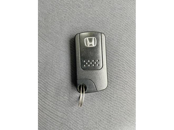 フリード1.5GエアロLパッケージ 4WD 5年保証 スマキー パワスラ ナビTV Bカメ ETC 寒冷地仕様 禁煙 車検整備2年付 修復歴無