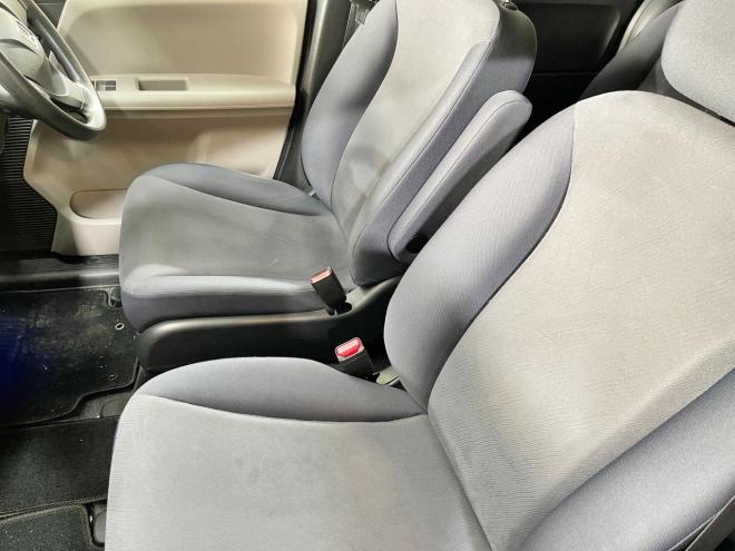 フリード1.5GエアロLパッケージ 4WD 5年保証 スマキー パワスラ ナビTV Bカメ ETC 寒冷地仕様 禁煙 車検整備2年付 修復歴無