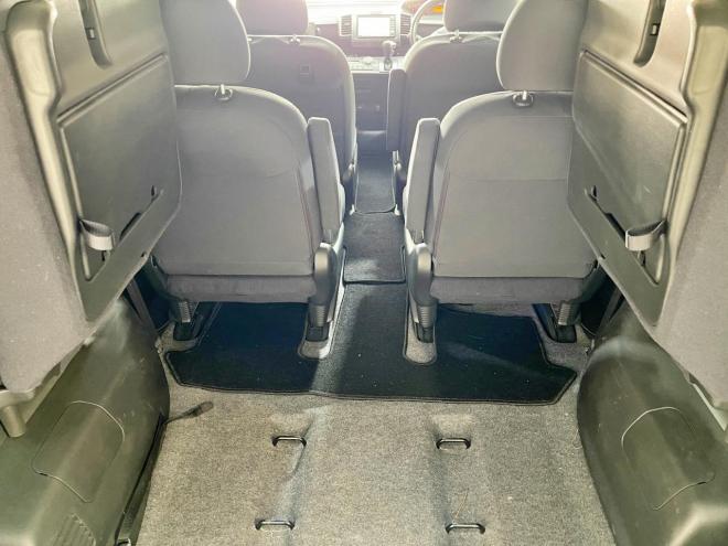 フリード1.5GエアロLパッケージ 4WD 5年保証 スマキー パワスラ ナビTV Bカメ ETC 寒冷地仕様 禁煙 車検整備2年付 修復歴無