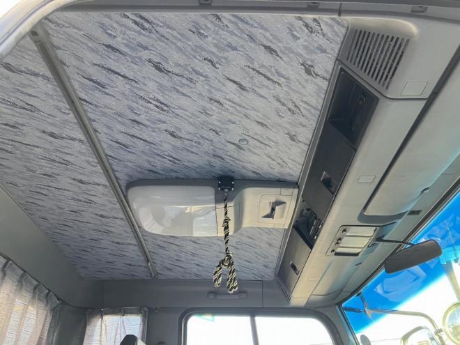 レンジャー中古　ロング深ダンプ　中型トラック