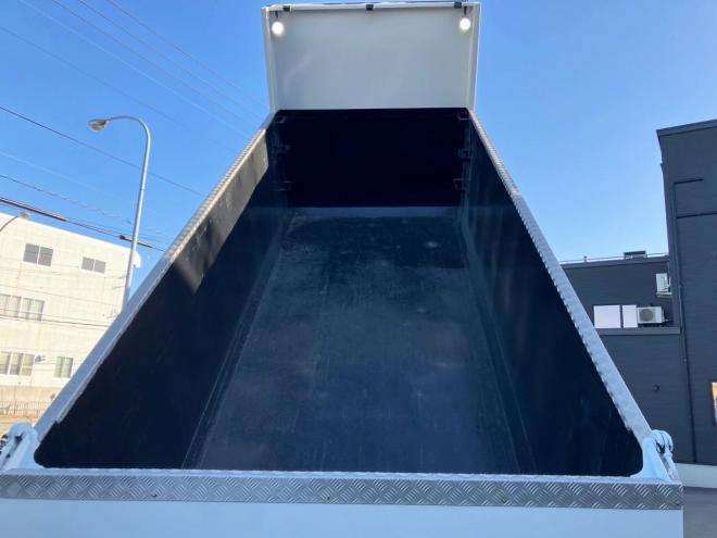 レンジャー中古　ロング深ダンプ　中型トラック