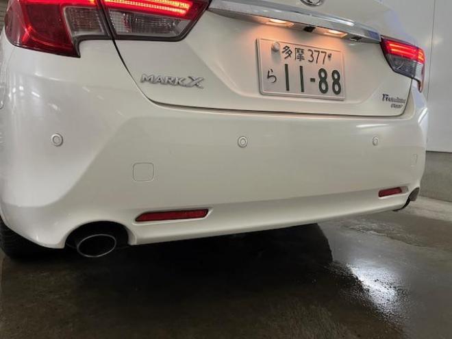 マークXプレミアム　Ｆｏｕｒ　本州仕入　寒冷地仕様　禁煙車　純正ハーフレザーシート　純正１６インチＡＷ　社外１６ＡＷ＋スタッドレスタイヤ付　純正ナビ　地デジ　Ｂｌｕｅｔｏｏｔｈオーディオ　バック＆サイドカメラ　パークアシスト 4WD 2500 4Dr