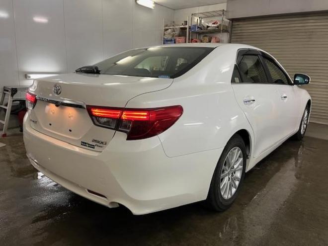 マークX２５０Ｇ　Ｆｏｕｒ　本州仕入　寒冷地仕様　禁煙車　純正１６インチＡＷ　社外１６ＡＷ＋スタッドレスタイヤ付　純正ナビ　地デジ　Ｂｌｕｅｔｏｏｔｈオーディオ　バックカメラ　ピットワーク製新品バッテリー　ＨＩＤヘッドライト 4WD 2500 4Dr