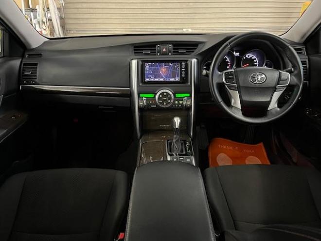 マークX２５０Ｇ　Ｆｏｕｒ　本州仕入　寒冷地仕様　禁煙車　純正１６インチＡＷ　社外１６ＡＷ＋スタッドレスタイヤ付　純正ナビ　地デジ　Ｂｌｕｅｔｏｏｔｈオーディオ　バックカメラ　ピットワーク製新品バッテリー　ＨＩＤヘッドライト 4WD 2500 4Dr