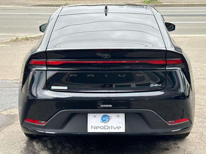 プリウス2.0G E-Four 4WD　ローンが不安な方＜優遇ローン＞　本州仕入　寒冷地仕様　軽減ブレーキ　レーンキープ 4WD 2000 5Dr