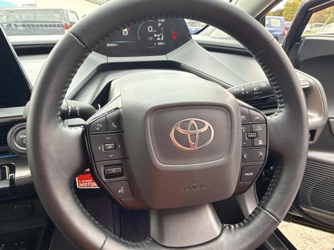 プリウス2.0G E-Four 4WD　ローンが不安な方＜優遇ローン＞　本州仕入　寒冷地仕様　軽減ブレーキ　レーンキープ 4WD 2000 5Dr