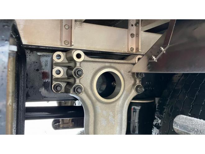 レンジャー中古　増t　家畜運搬車　6.7m　中型トラック