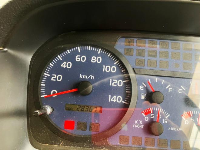 レンジャー中古　増t　家畜運搬車　6.7m　中型トラック