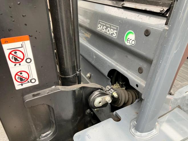 フォークリフトトヨタ　中古　8FD25　建機