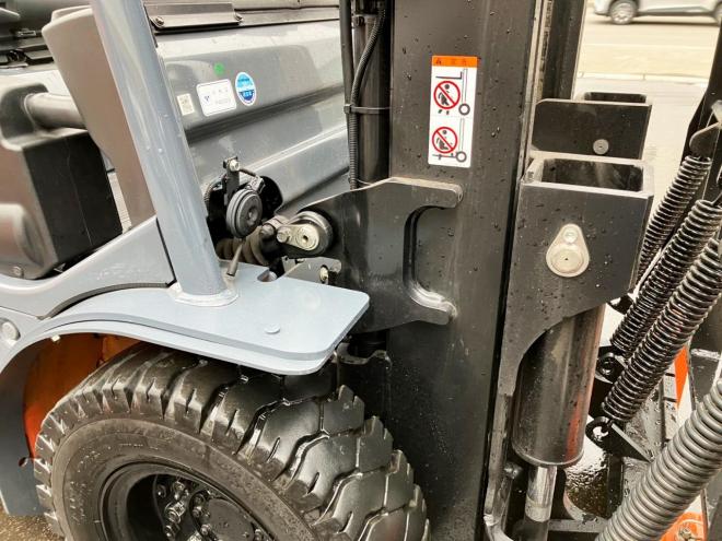 フォークリフトトヨタ　中古　8FD25　建機